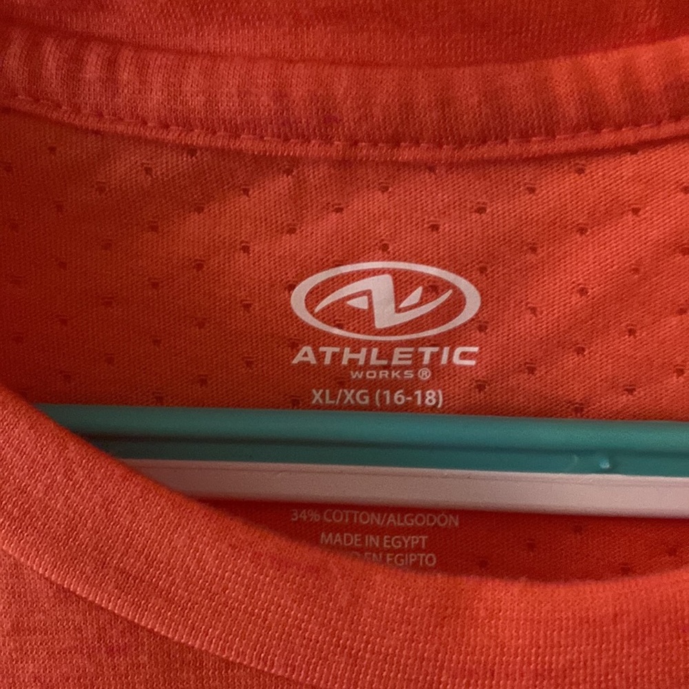 Athletic Works Tee - Picture 4 of 4